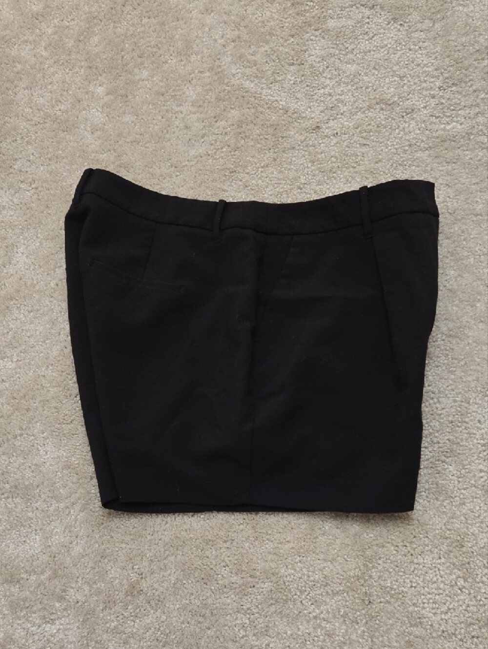 Classic Women's Black Tailored Shorts - Picture 3 of 3